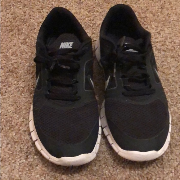 Nike Shoes - NIKE sneakers